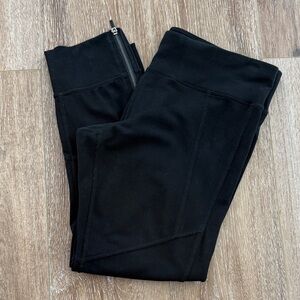 Calvin Klein Black Performance Cropped Leggings, size L